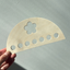 Holzdisplay Blume
